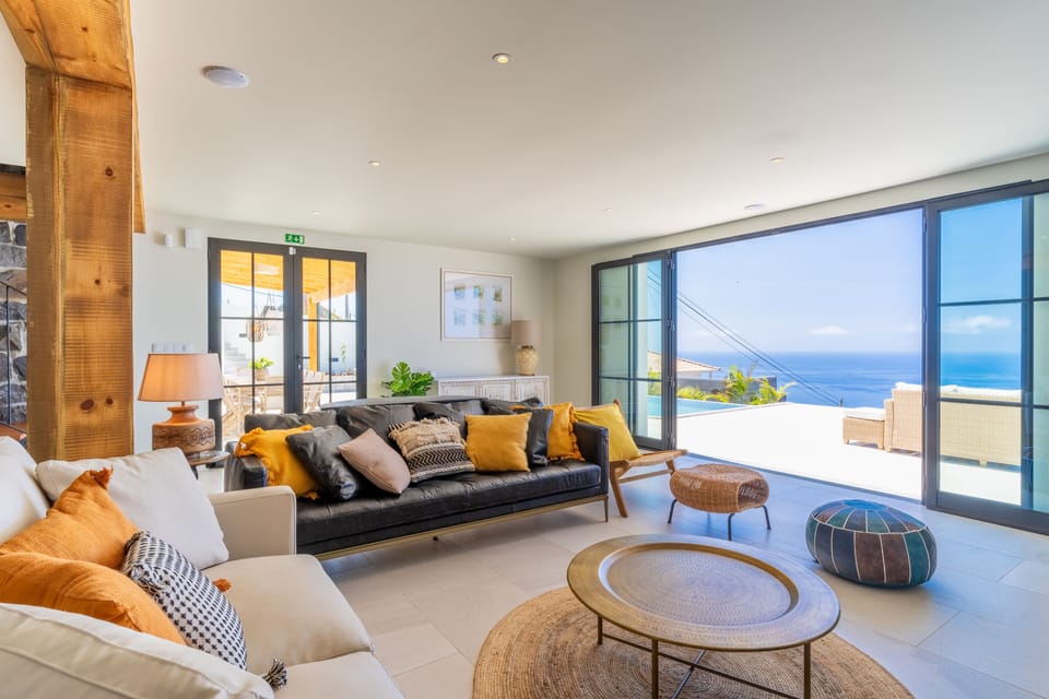Villa, 5 Bedrooms, Private Pool, Ocean View | Living area