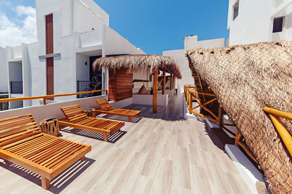Sundeck