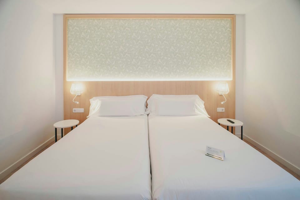Minibar, in-room safe, desk, soundproofing