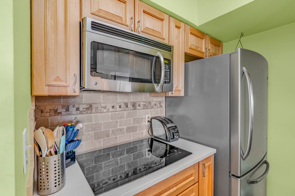Upgraded kitchen appliances