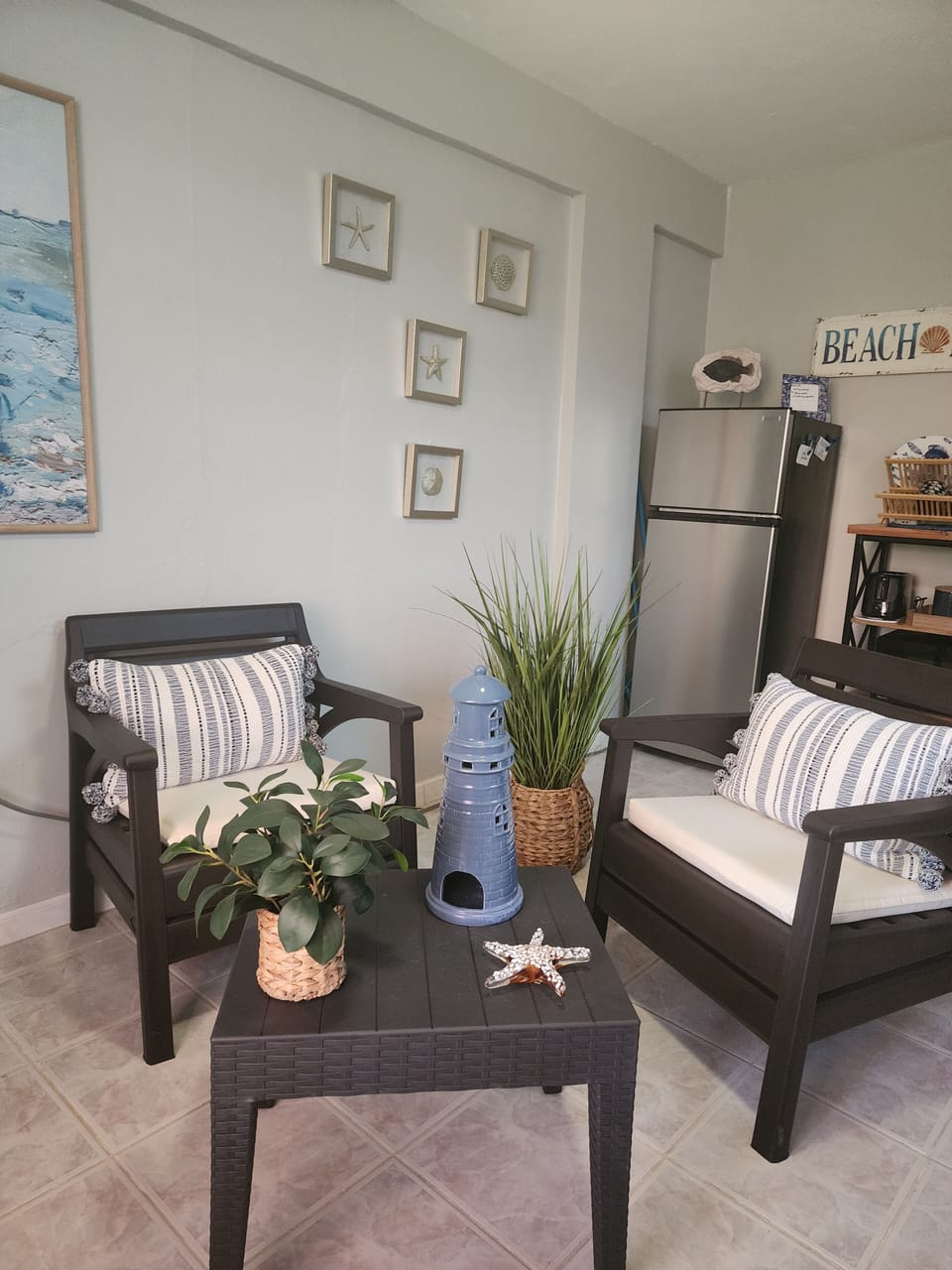 Deluxe Single Room | Living area | Smart TV, Netflix, smart speakers, streaming services