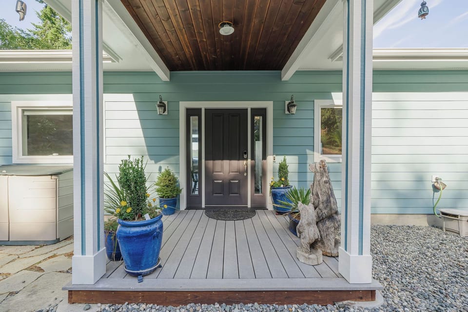 Front door. Welcome to your beach getaway!