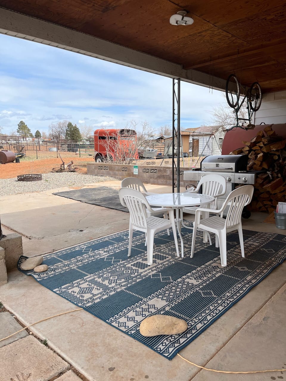 Cover patio,  outdoor furniture, BBQ Grill, & Fire pit