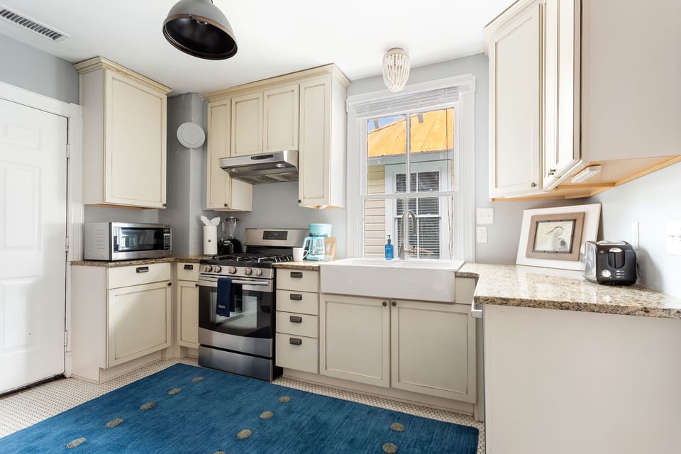 Fully Stocked Kitchen