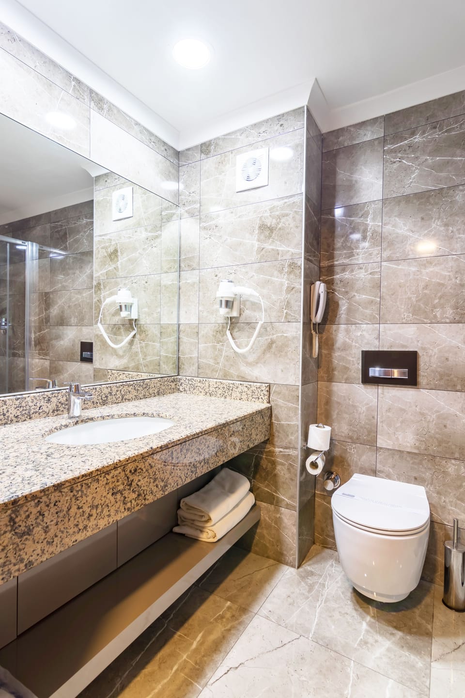 Premium bedding, minibar, in-room safe, soundproofing