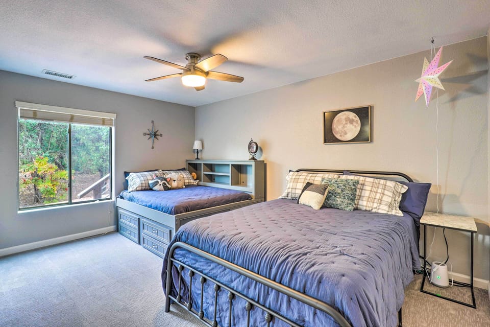 Bedroom 3 | Lower Level | Queen Bed | Full Bed w/ Twin Trundle Bed