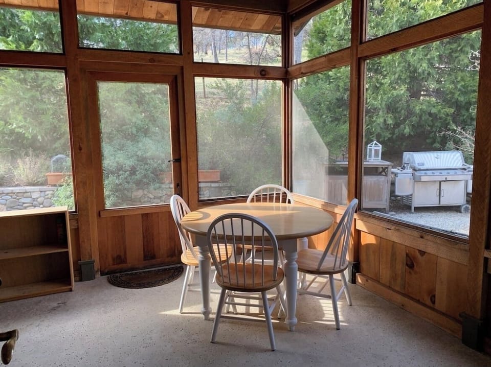 Screened patio with table