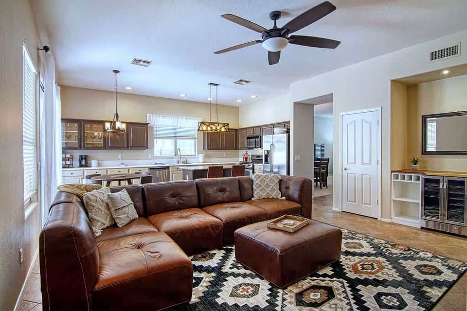 Hang out with your friends or group in the family room. https://photos.app.goo.gl/qUqGowZESkKNcvAg9