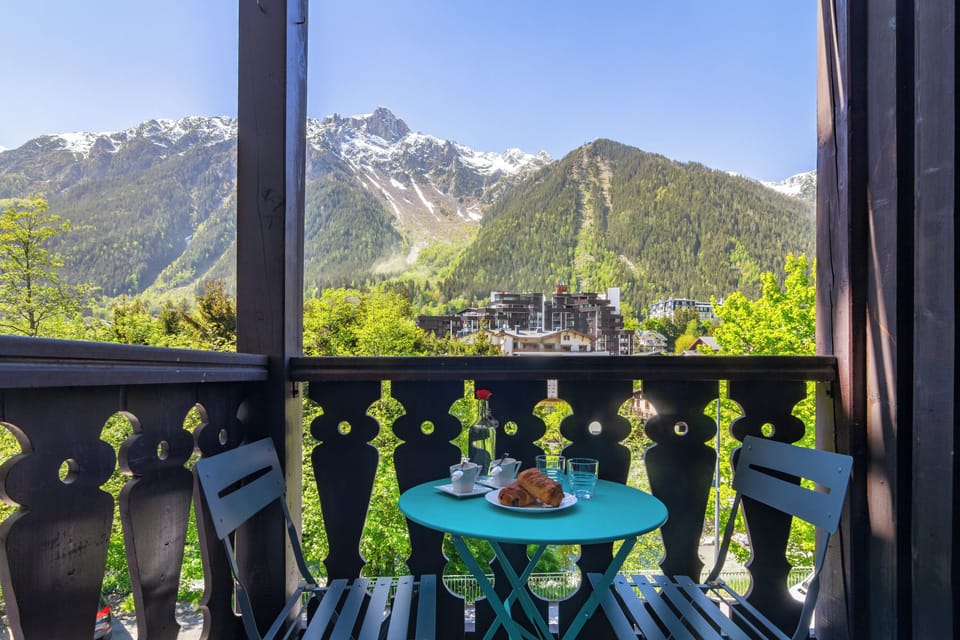 Private balcony with a mountain view