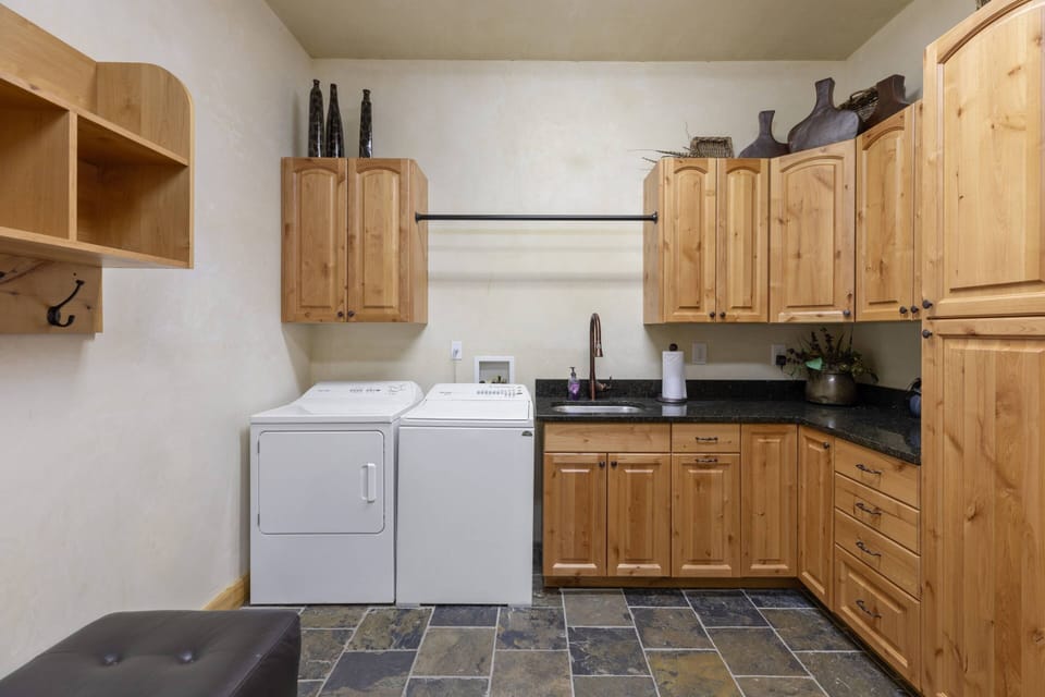 Fully equipped laundry room