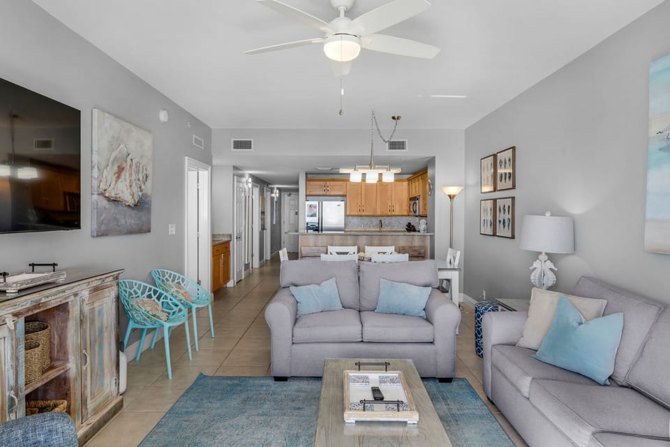 Living room to kitchen view