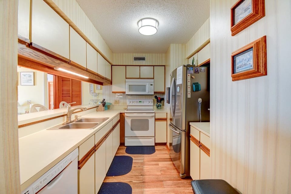 Kitchen 3