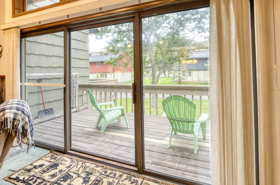 Private Patio off Living Room