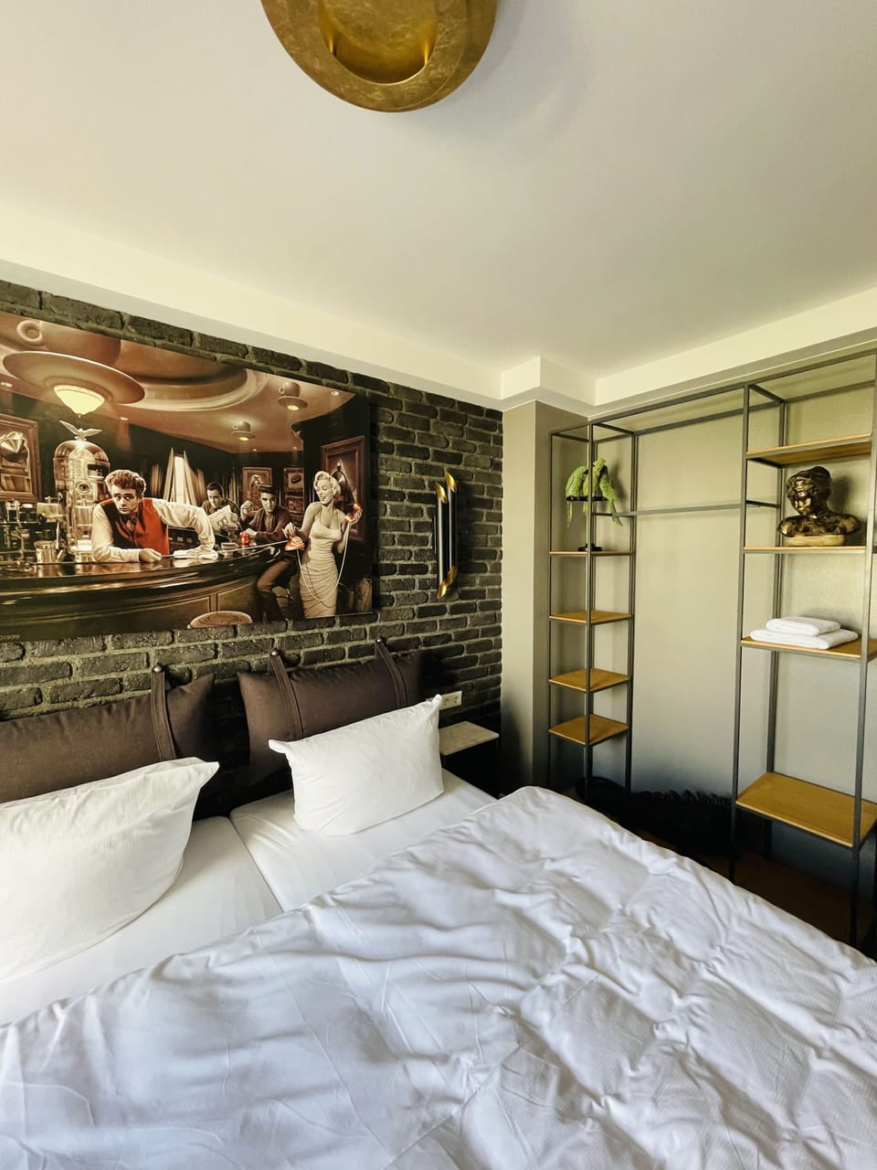 Design Double Room | Individually decorated, individually furnished, desk, blackout drapes