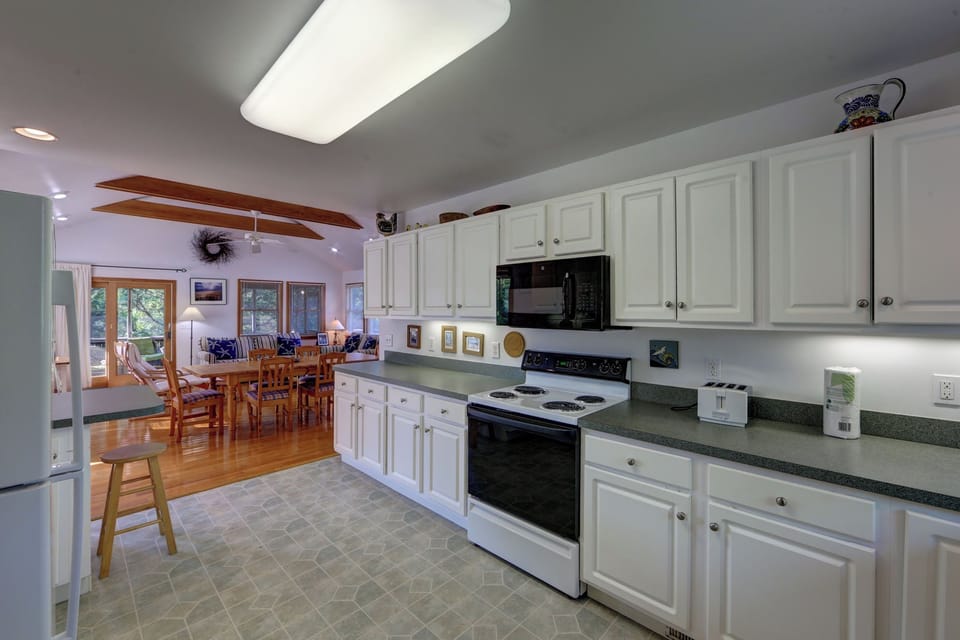 Kitchen (2)