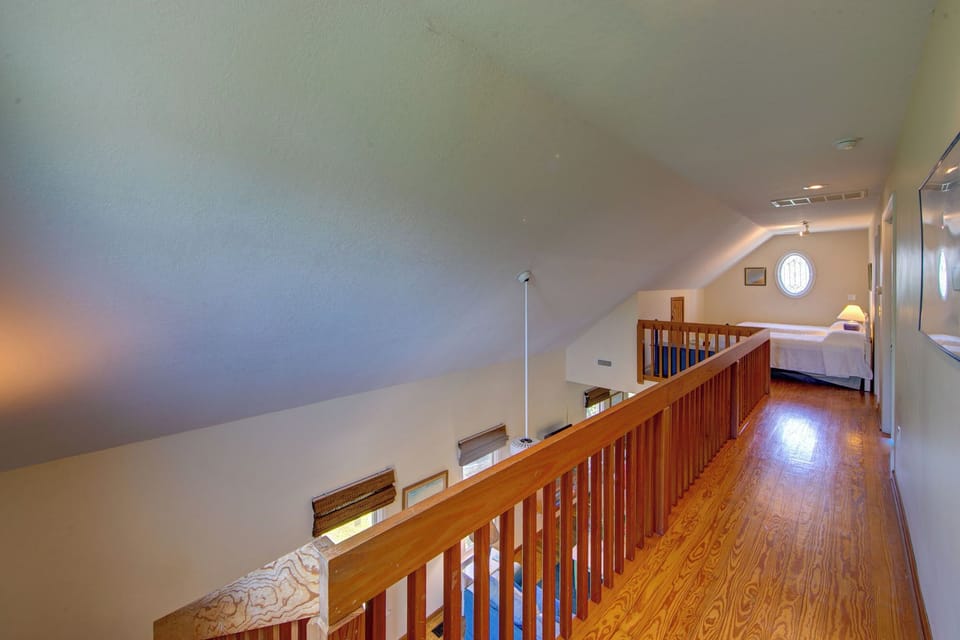 Second Floor Landing
