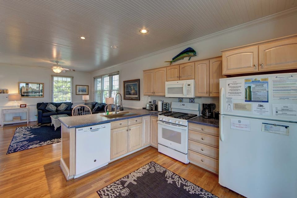 Kitchen (2)