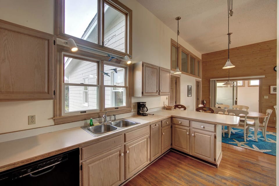 Kitchen (2)