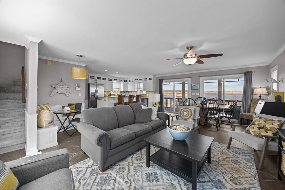 Living Area - Expansive Water Views - Large Covered Porch