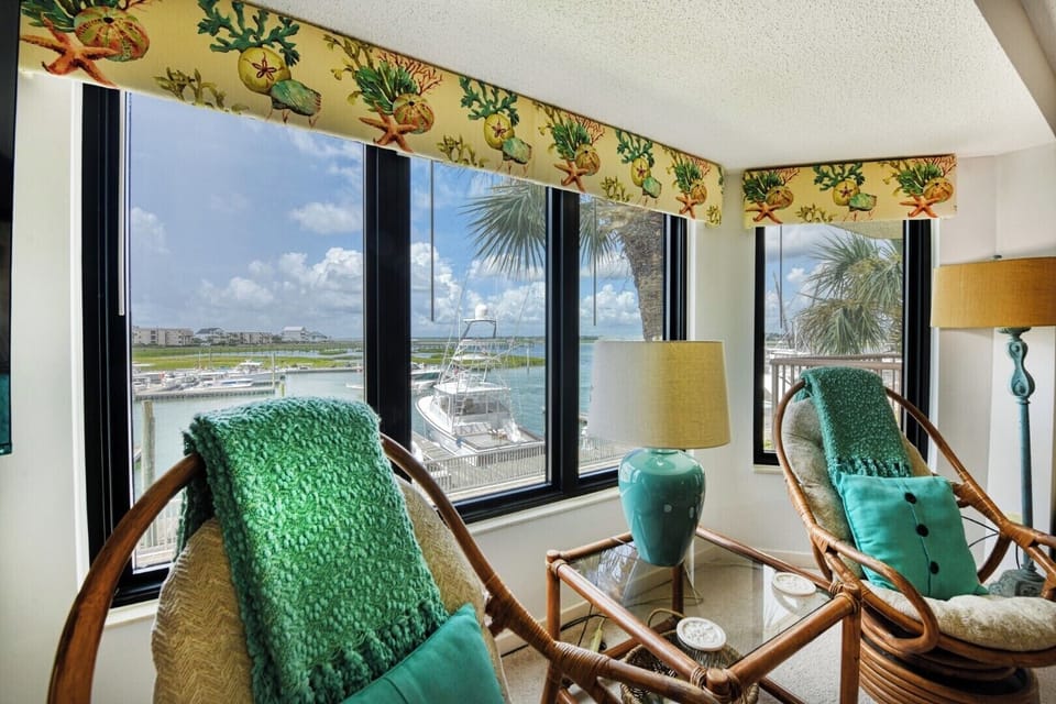 Marlin Quay 108 - Living Area