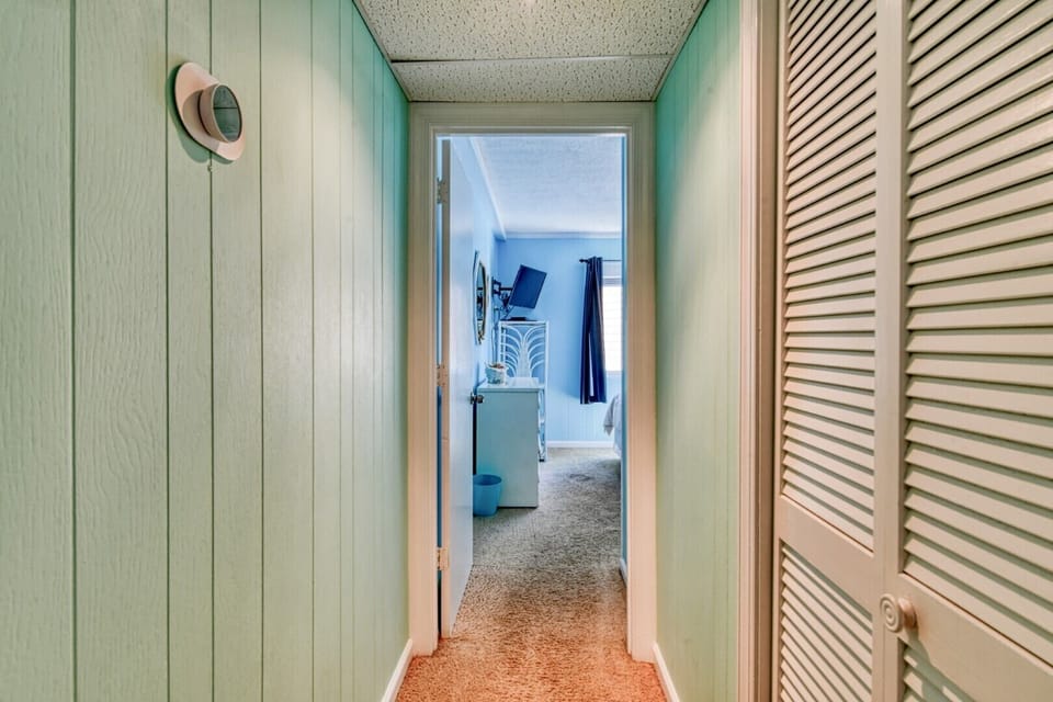Sea Oaks 201