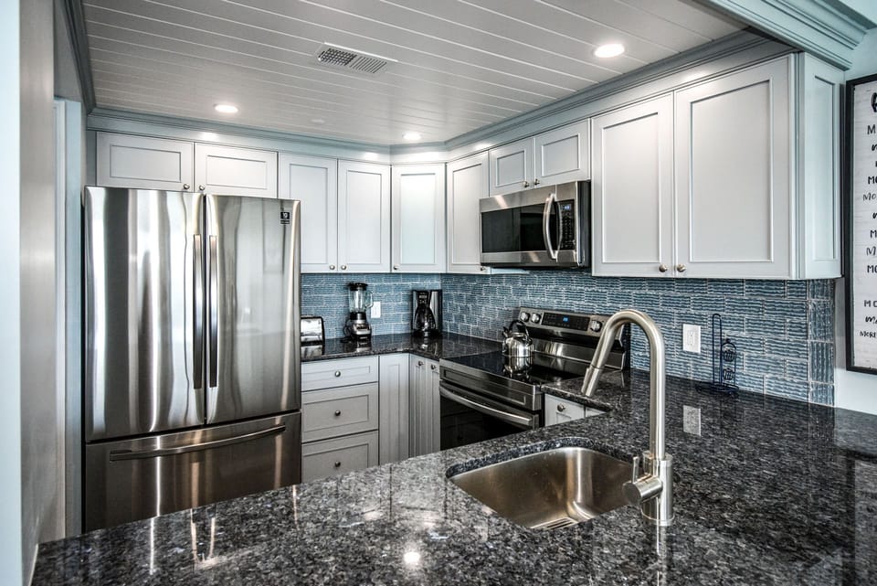 One Ocean Place 1202