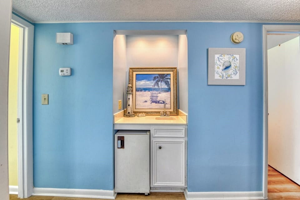 Ocean Cove 102