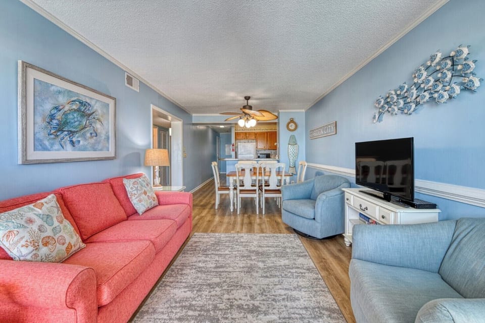 Ocean Cove 102
