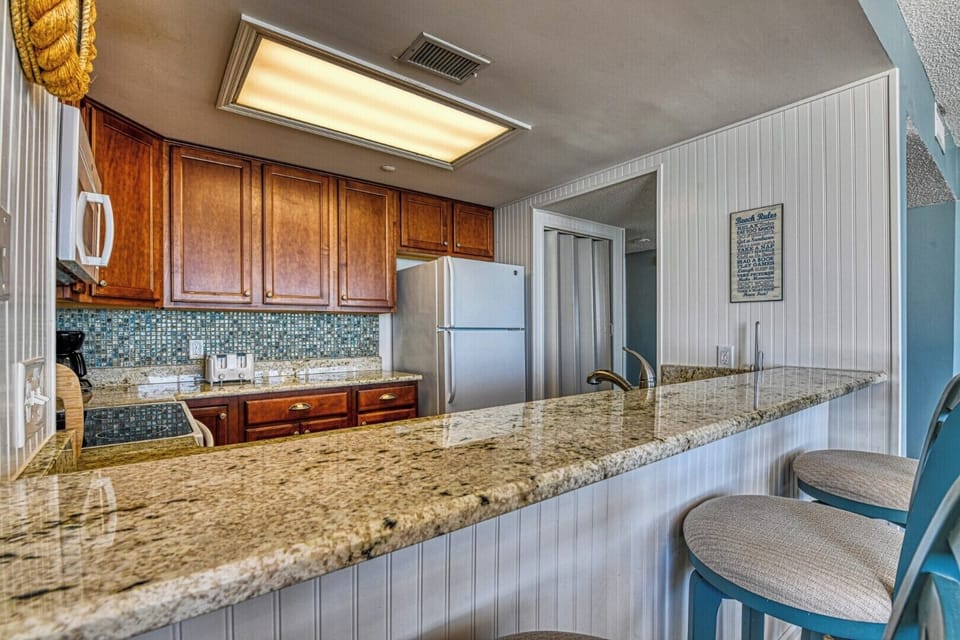 One Ocean Place 1109
