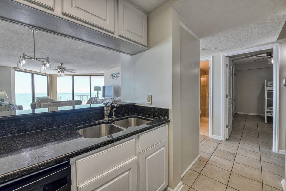 One Ocean Place 202