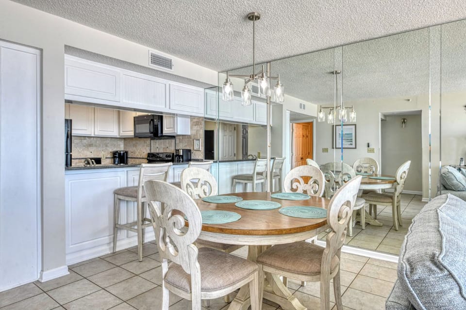 One Ocean Place 202