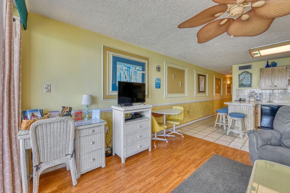 Royal Garden Resort 1211