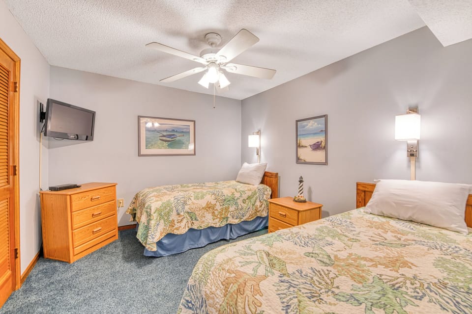 Sandy Shores II 209