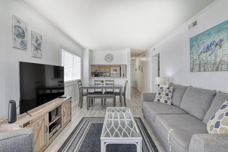 Sea Oaks 303