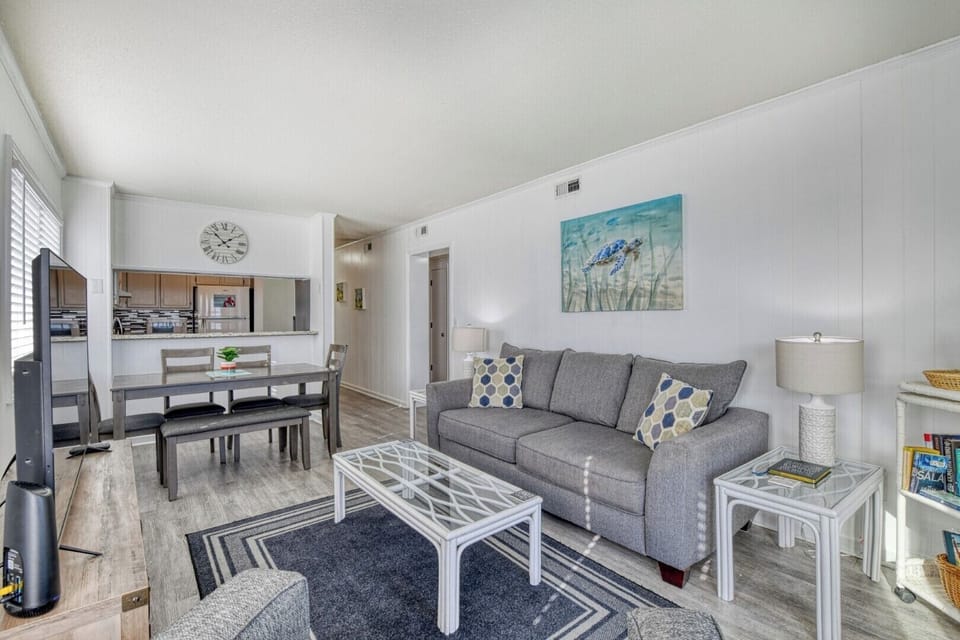 Sea Oaks 303