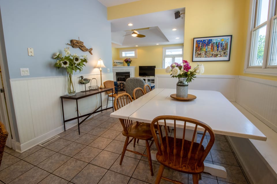 Main Level | Dining Room