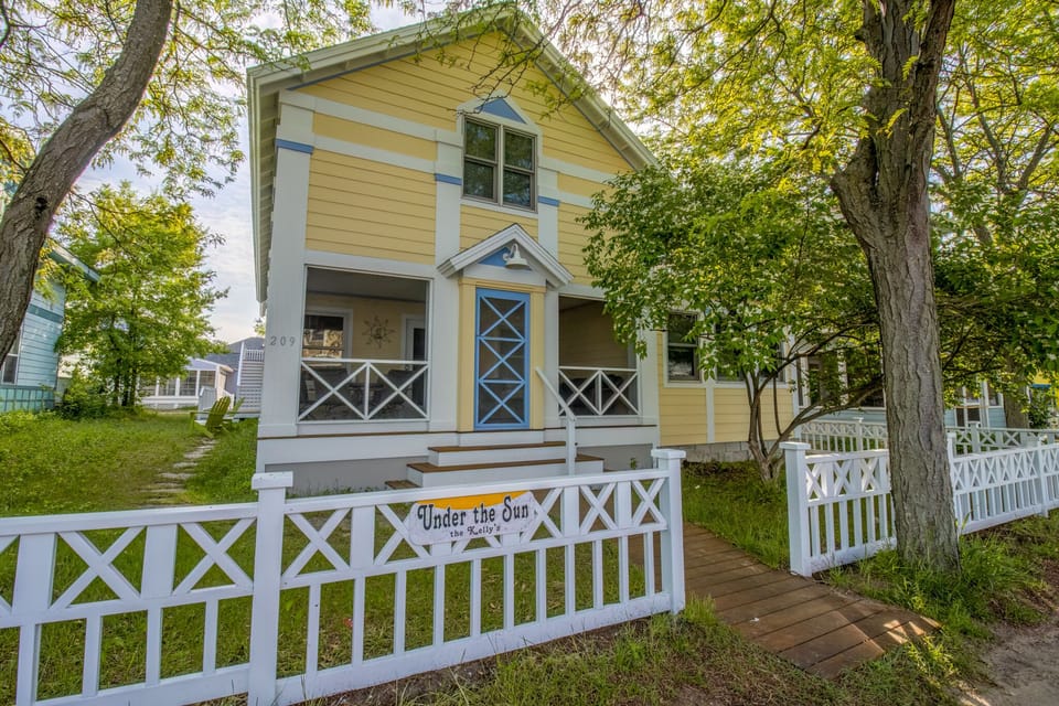 Welcome to Under the Sun & Over the Moon - Lovely home located just steps away from Lake Michigan, Beachwalk's own private Lake Kai, the Beachwalk office, and pool.