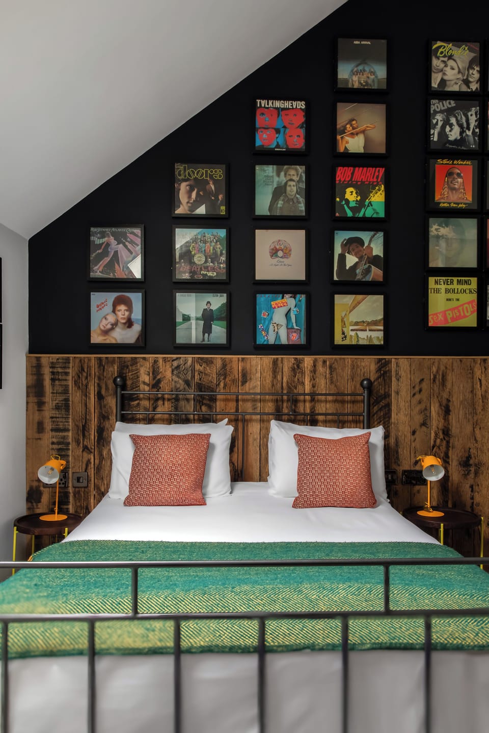 Superior Double Room | Premium bedding, desk, iron/ironing board, free WiFi