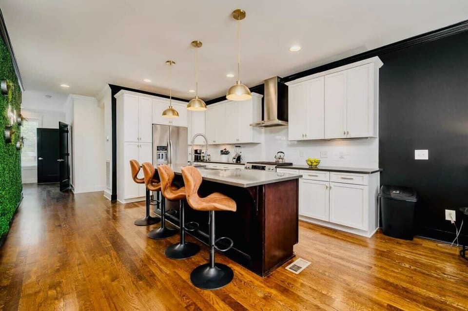 Our home offers a gourmet kitchen that overlooks the living and dining area. Perfect for hosting dinner parties. Book a private chef and truly enjoy the space.