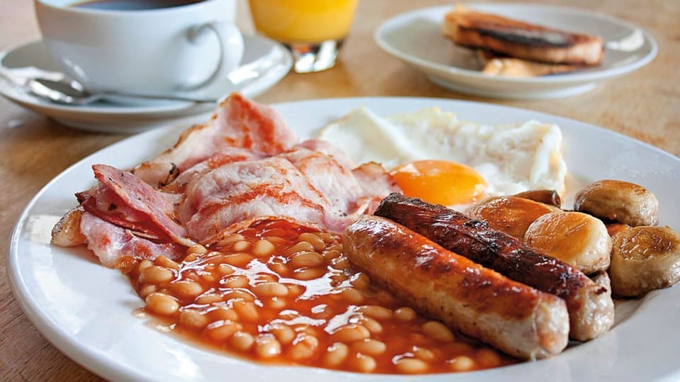 Daily full breakfast for a fee