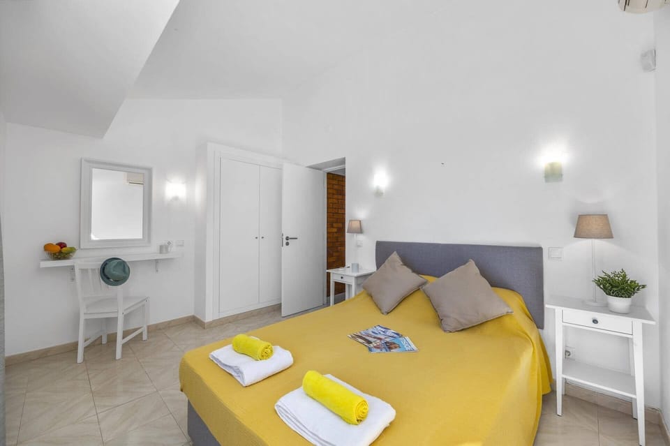 Villa Buganvillea image