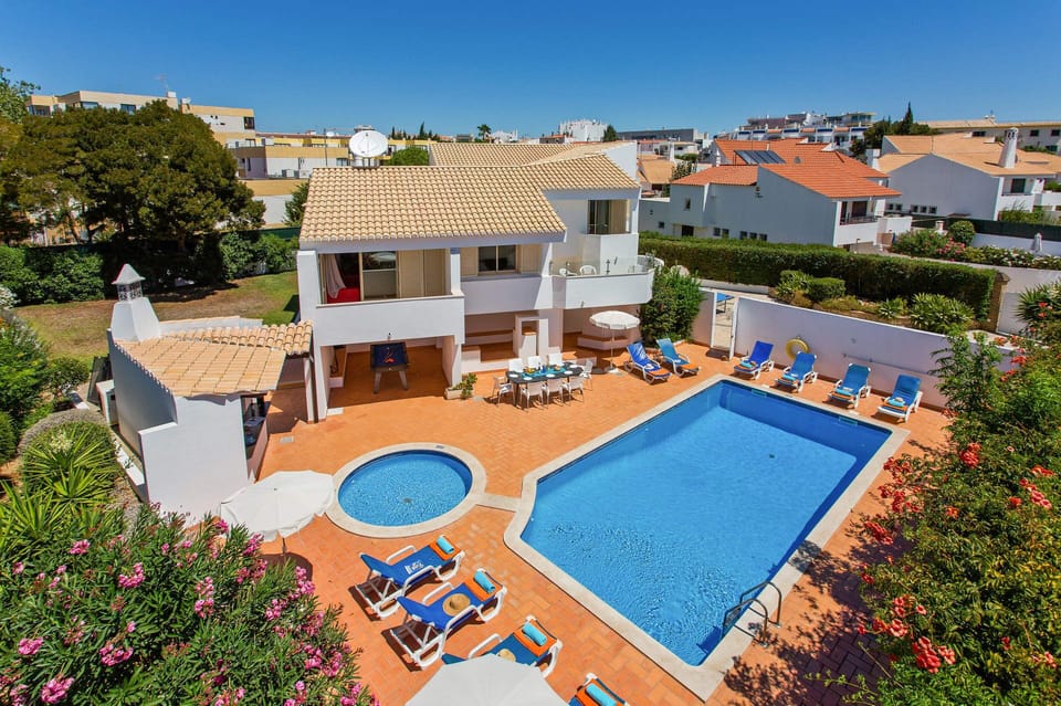 Villa Papi image