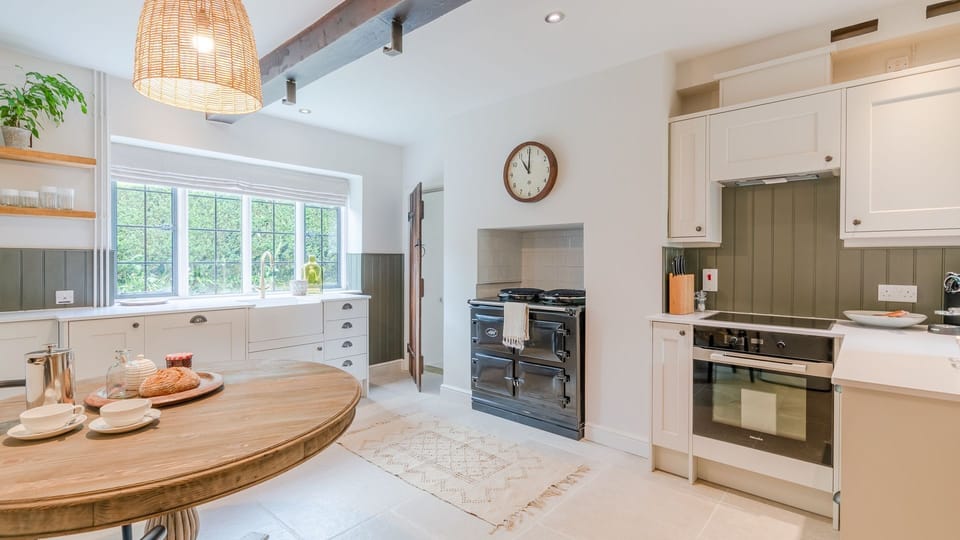 Kitchen, Court Cottage, Bolthole Retreats