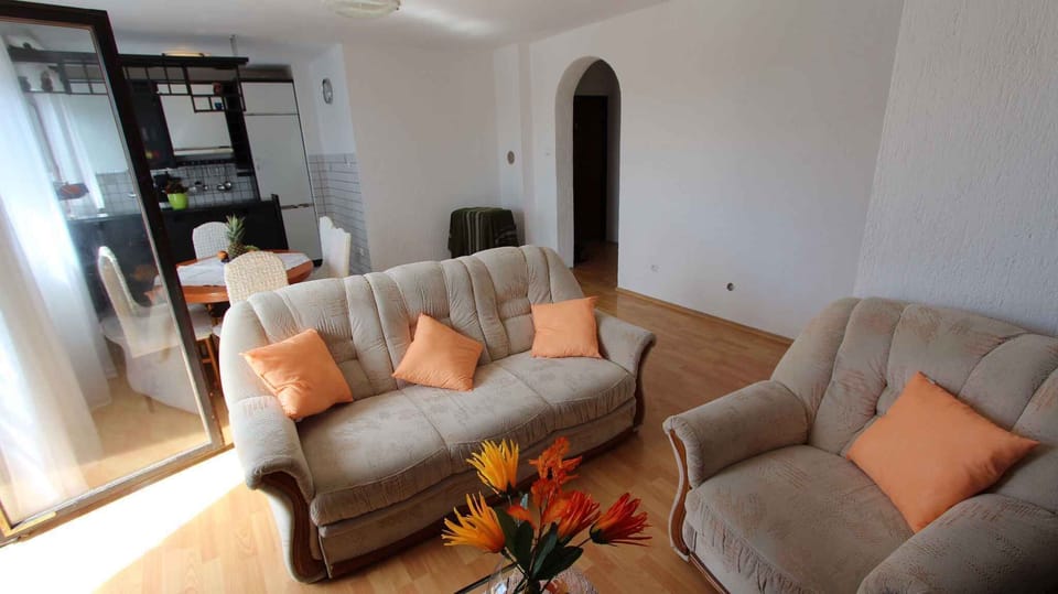 living/bedroom