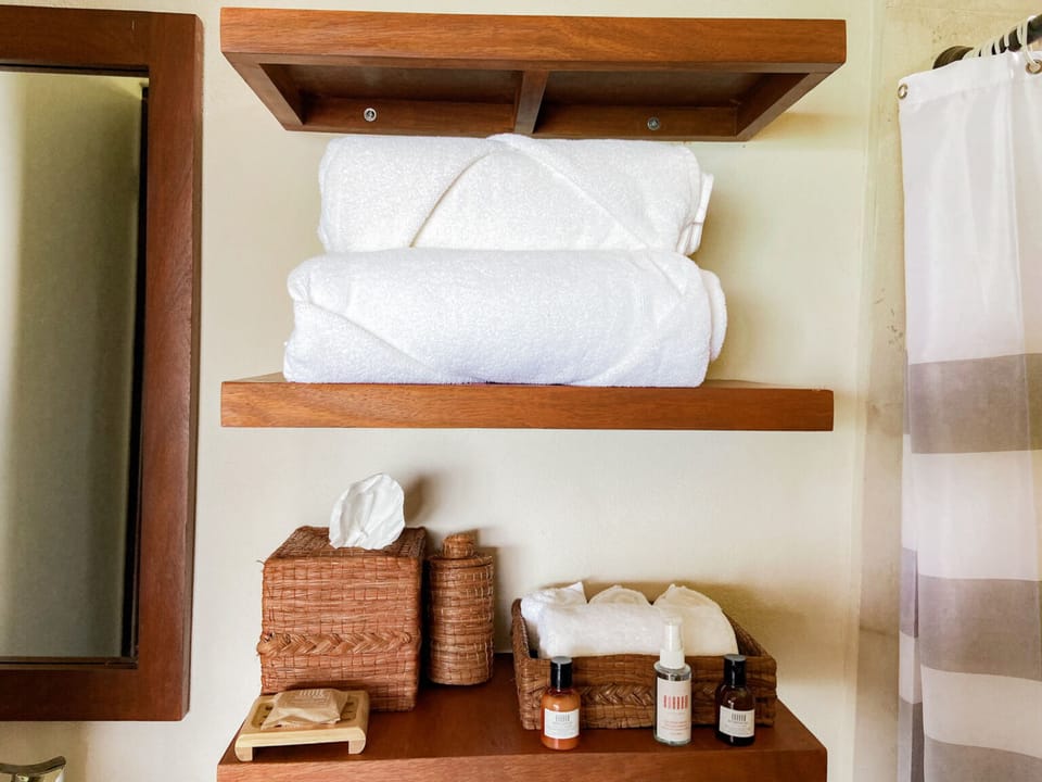 Villa Khaban Private Pool Lagoon Front - up to 6 people | Bathroom | Shower, rainfall showerhead, eco-friendly toiletries, towels