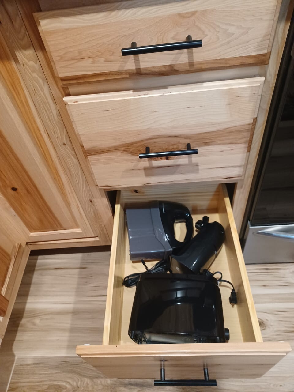 blender, can opener and toaster
