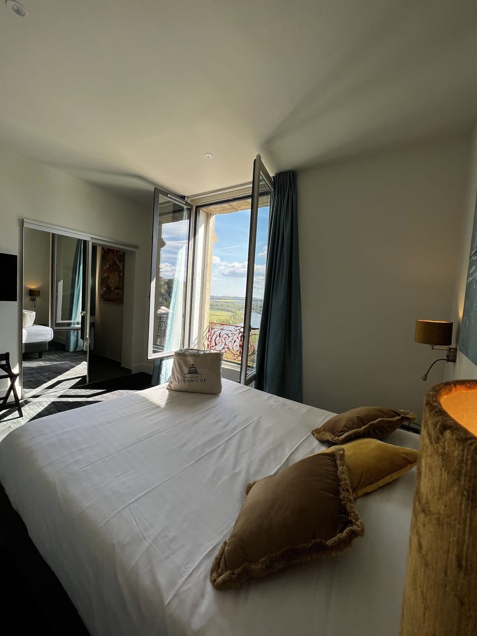 Standard Room, Seine | Premium bedding, Select Comfort beds, free minibar, in-room safe