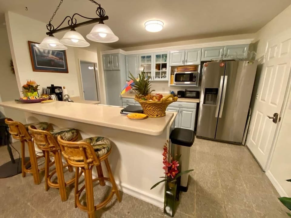 Kitchen fully equipped 