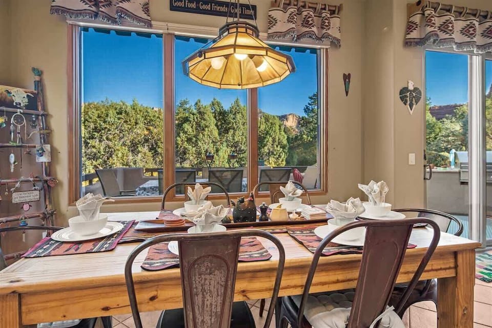A window seat compliments the dining area, so conversations can include many people