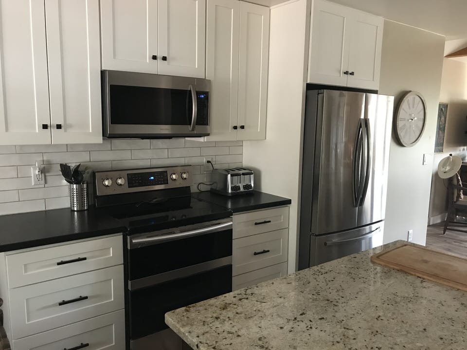Dual Stoves, Prep Island